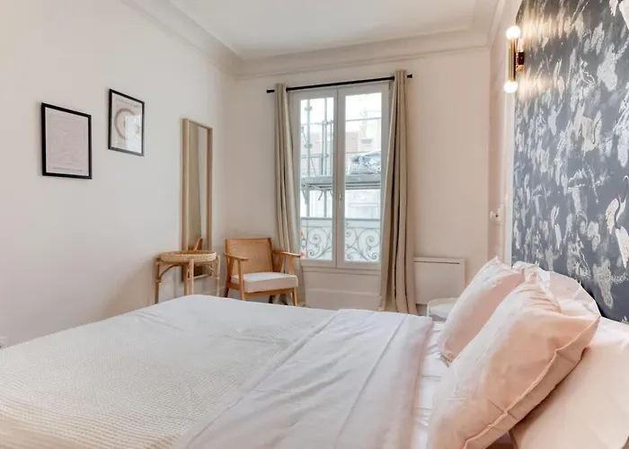Apartment Furtive - Anvers Paris